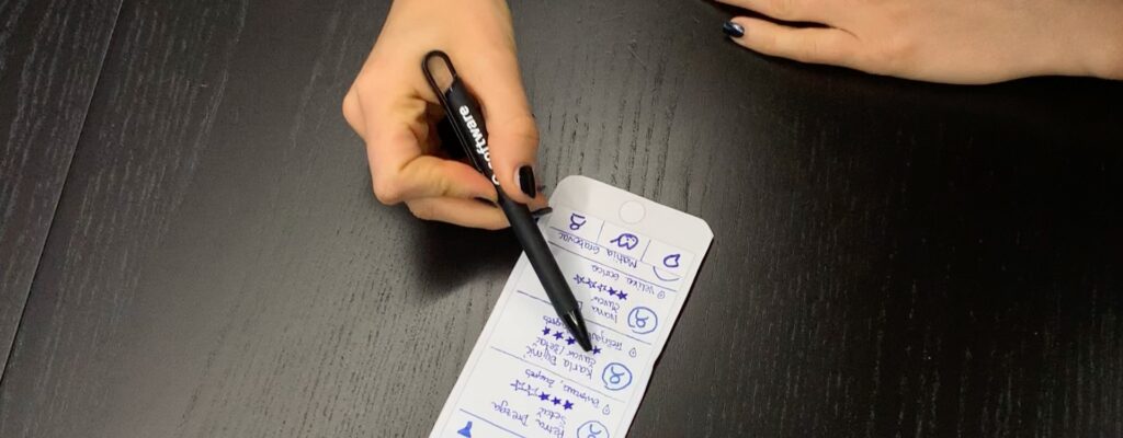 09-UX-Strategy-Paper-prototype-01.jpg